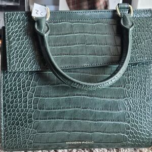 Modern Picnic Green Croc-Embossed Satchel/Lunch Box